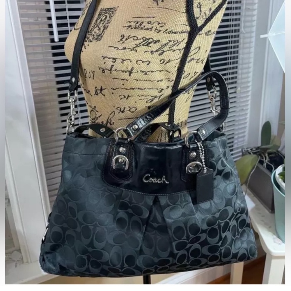 Coach Signature Black Sateen Shoulder Bag F15510